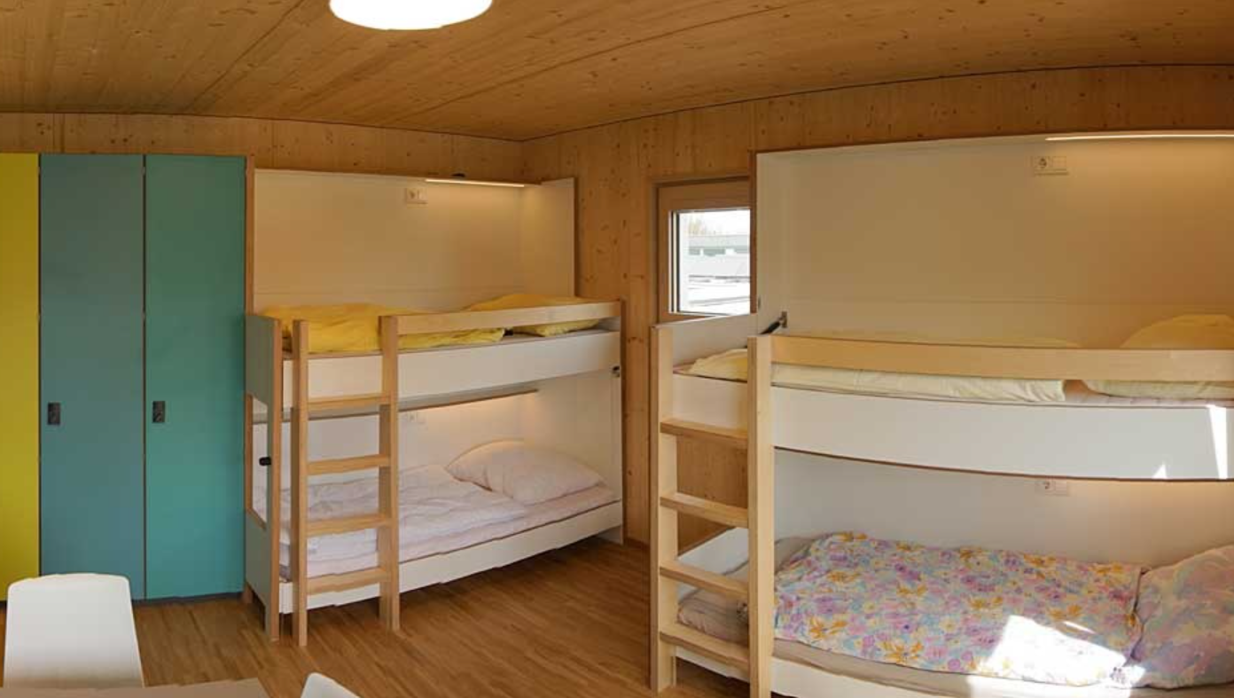 Vierbettzimmer Jugendherberge Salzburg Wals