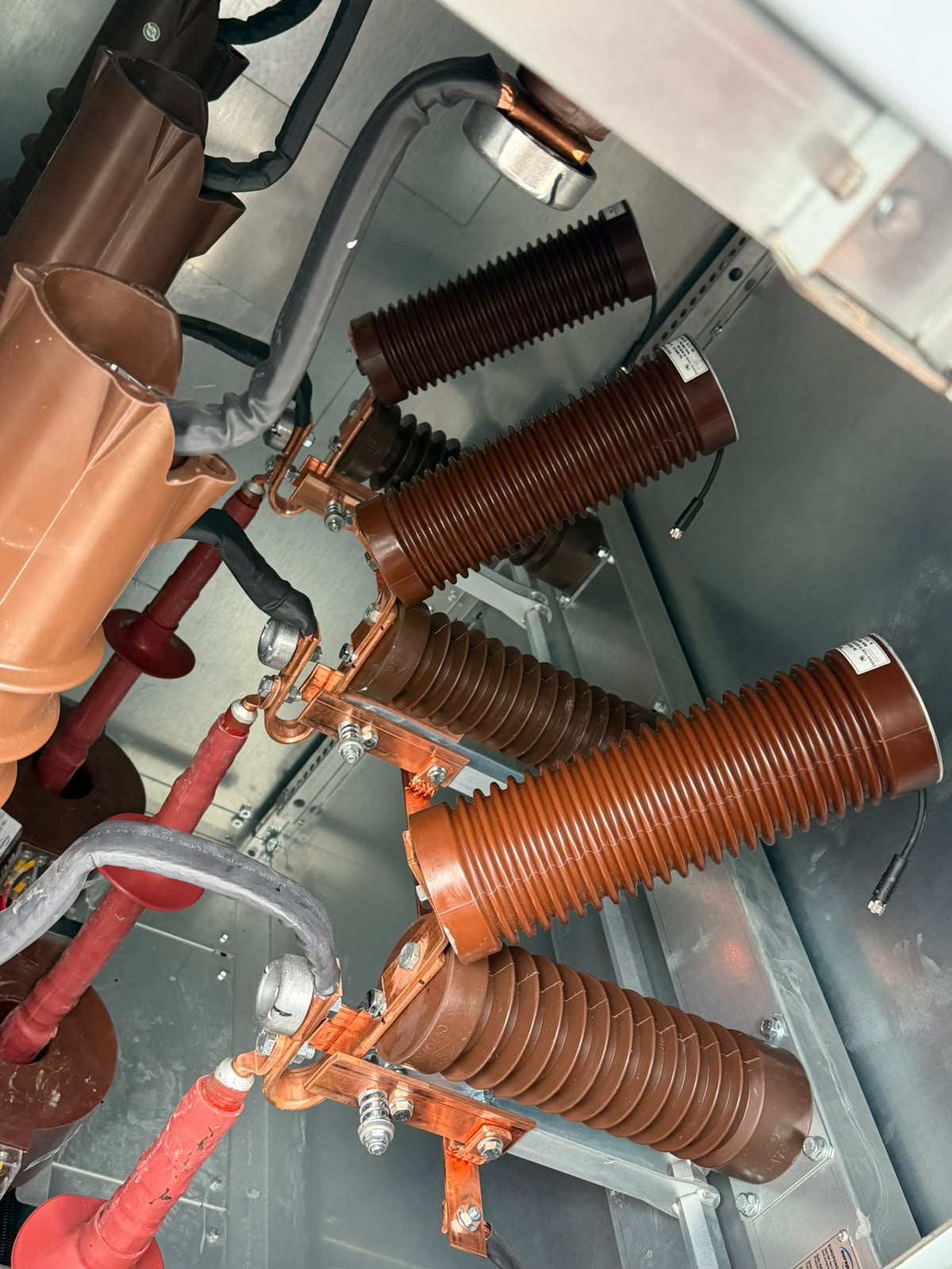 Eronex-Sensoren montiert in einer Mittelspannungs-Schaltanlage