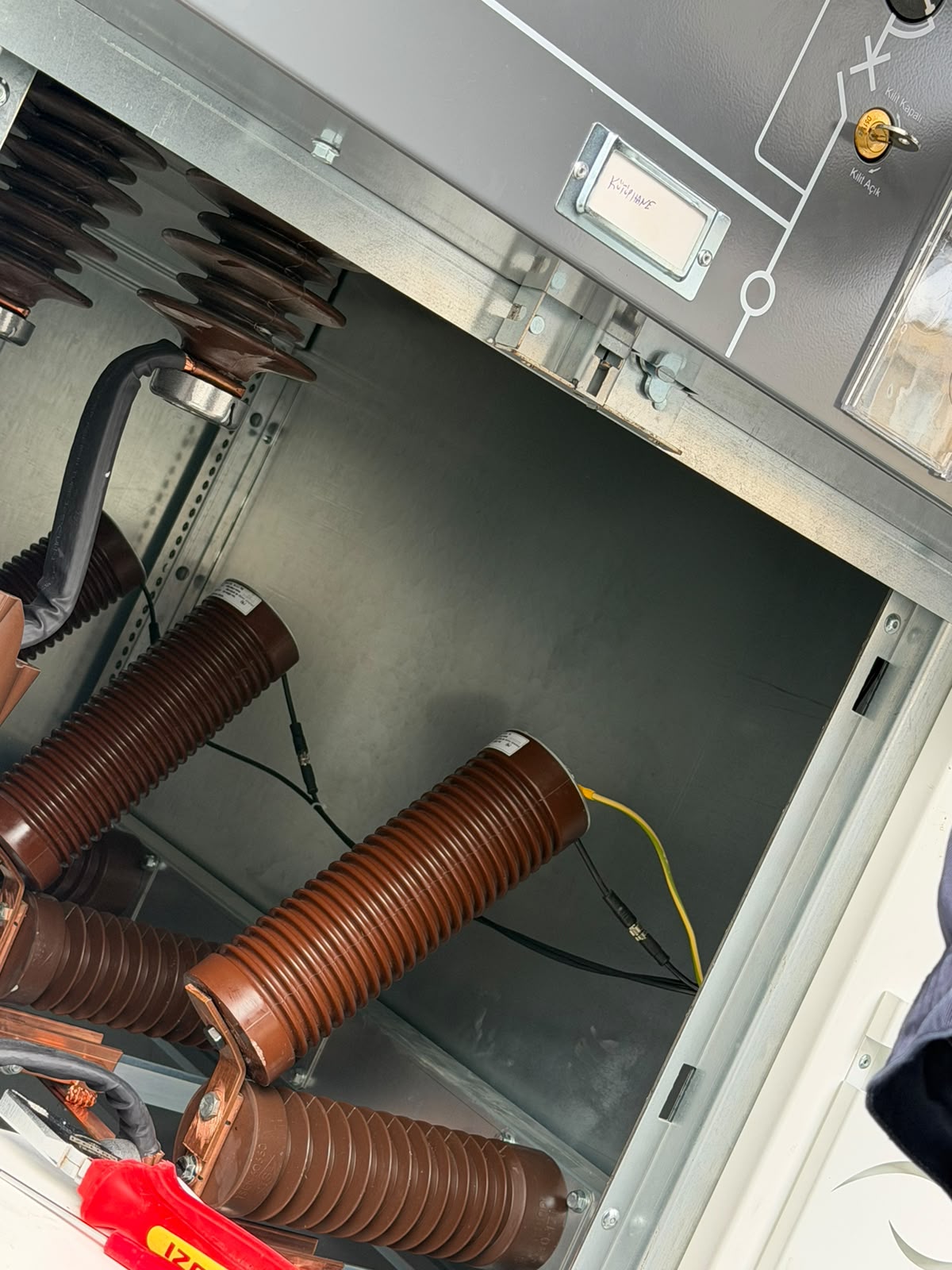 Stromsensoren im Einsatz in einer Schaltanlage